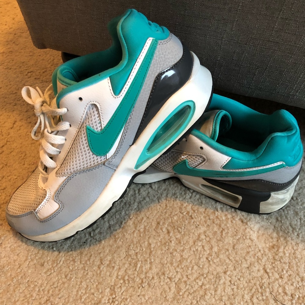 ✔️NIKE AIR MAX ST Shoes